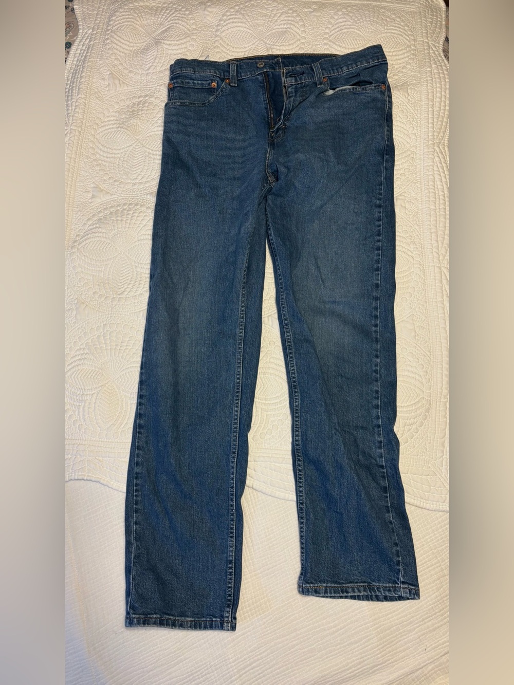 Levi’s 505 Jeans Men’s 34x32 Medium Dark Wash Straight Leg Classic Fit Denim - Picture 2 of 6